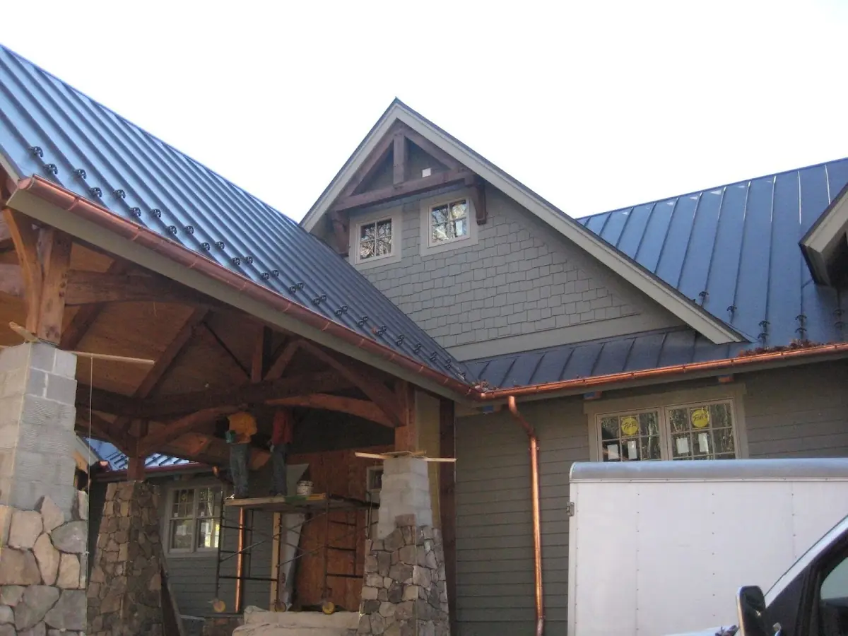 Craftsman Roofing team delivering quality roofing work in Salmon Brook